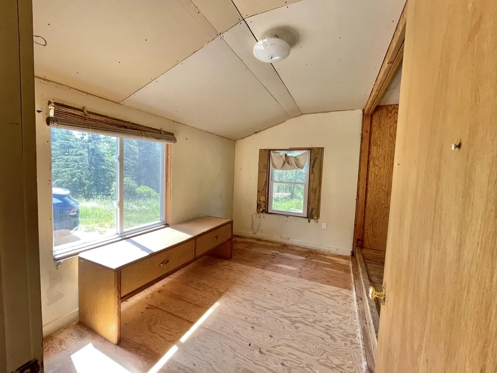 26 Jenkins Road Penobscot ME 04476