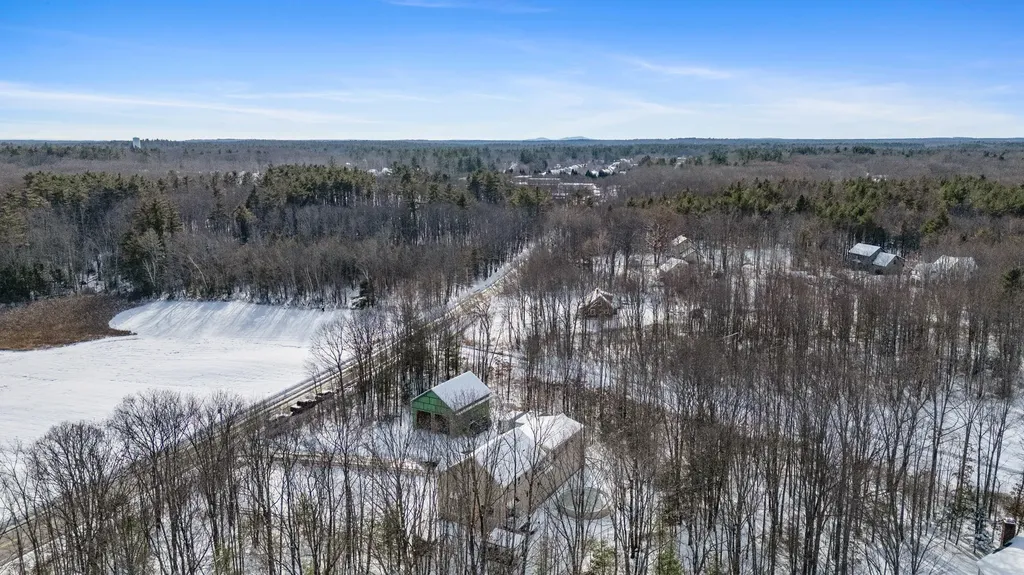 141 Thompson Road Kennebunk ME 04043