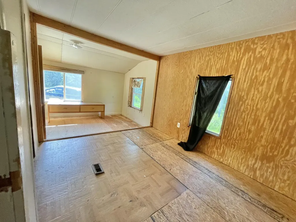 26 Jenkins Road Penobscot ME 04476