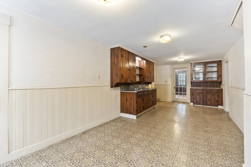 904 & 908 Lakeview Drive China ME 04358