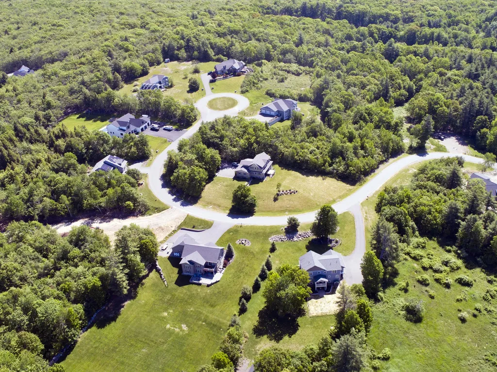 11 Overlook Drive Hallowell ME 04347
