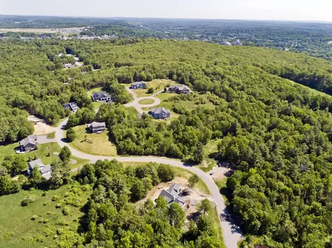 11 Overlook Drive Hallowell ME 04347