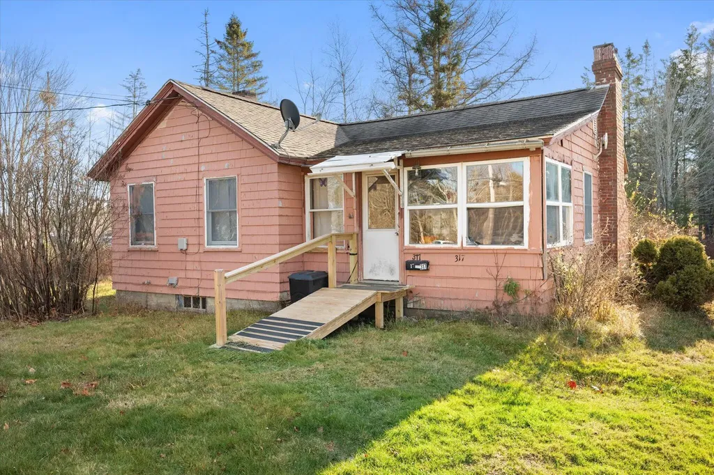 317 Main Street Ellsworth ME 04605
