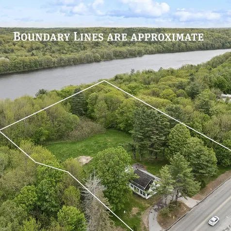 705 + 707 Maine Avenue Farmingdale ME 04344