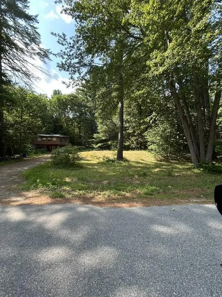 23 Easy Street Litchfield ME 04350