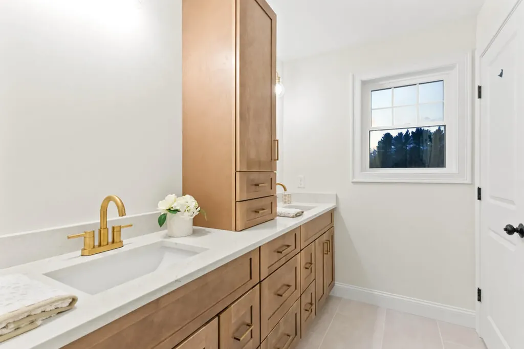 52 Hogan Circle Westbrook ME 04092