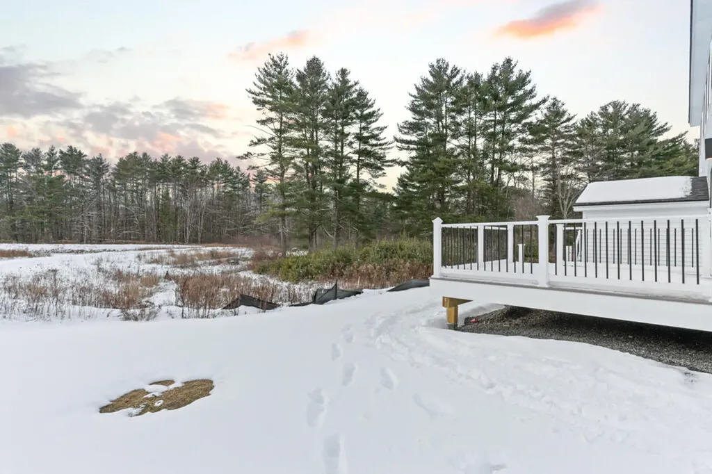 52 Hogan Circle Westbrook ME 04092