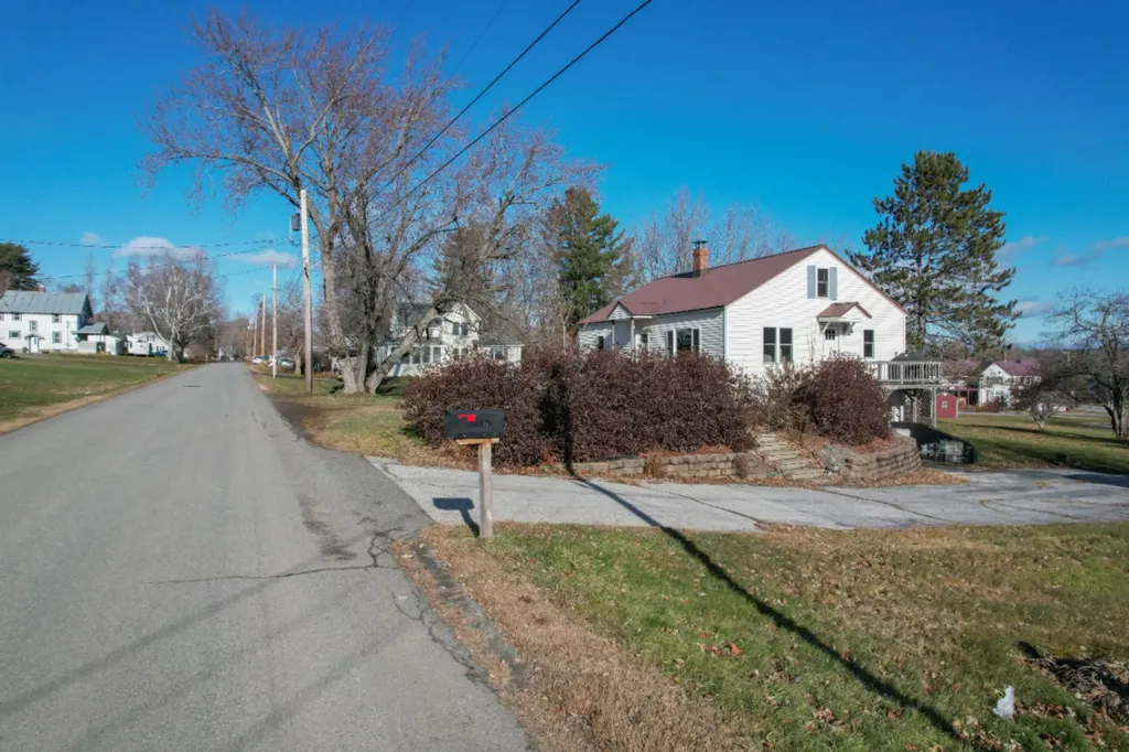 36 Ireland Avenue Corinna ME 04928