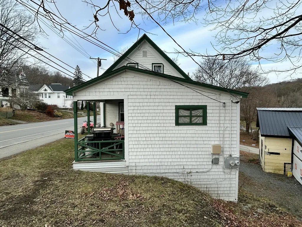 62 Main Street Dexter ME 04930