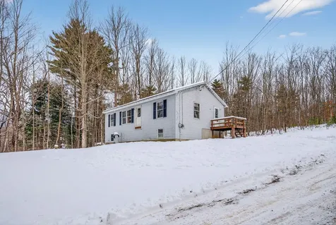 3187 Middle Road Sidney ME 04330
