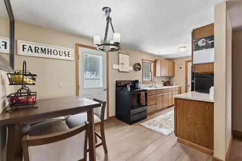 3187 Middle Road Sidney ME 04330