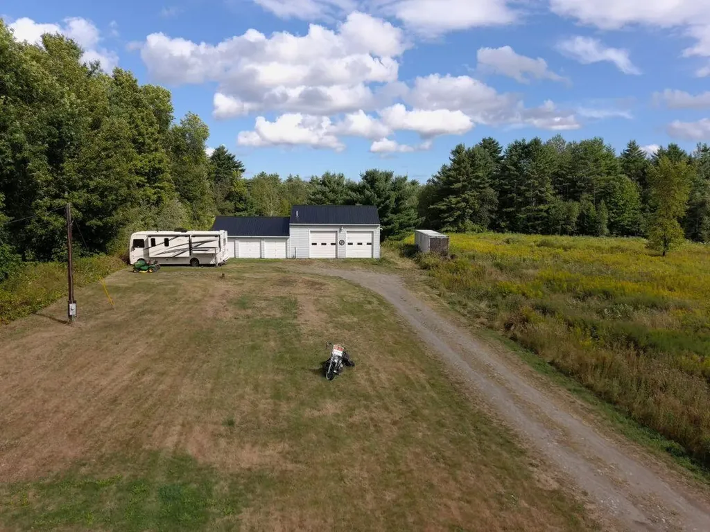 389 Mutton Lane Clinton ME 04927