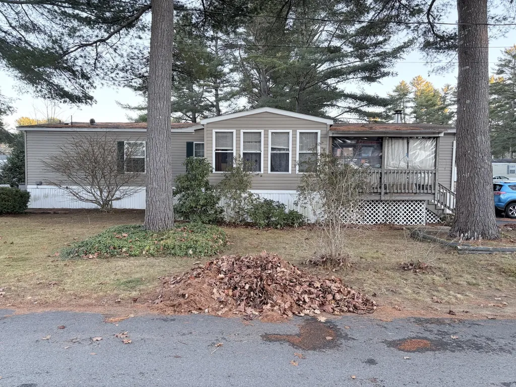 24 Theodore Drive Brunswick ME 04011
