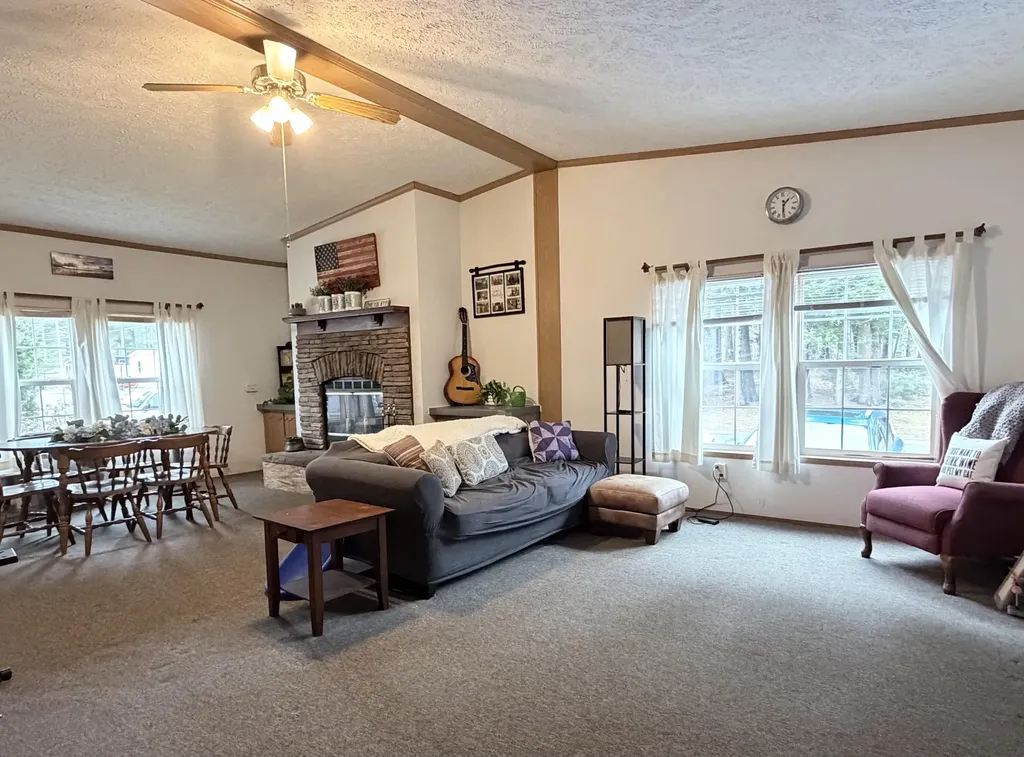 24 Theodore Drive Brunswick ME 04011