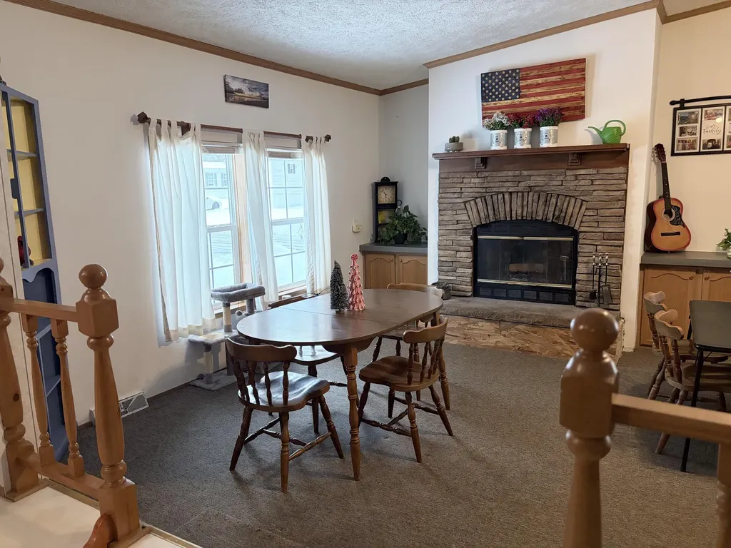 24 Theodore Drive Brunswick ME 04011