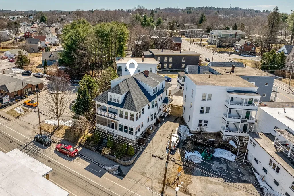279 Pine Street Lewiston ME 04240