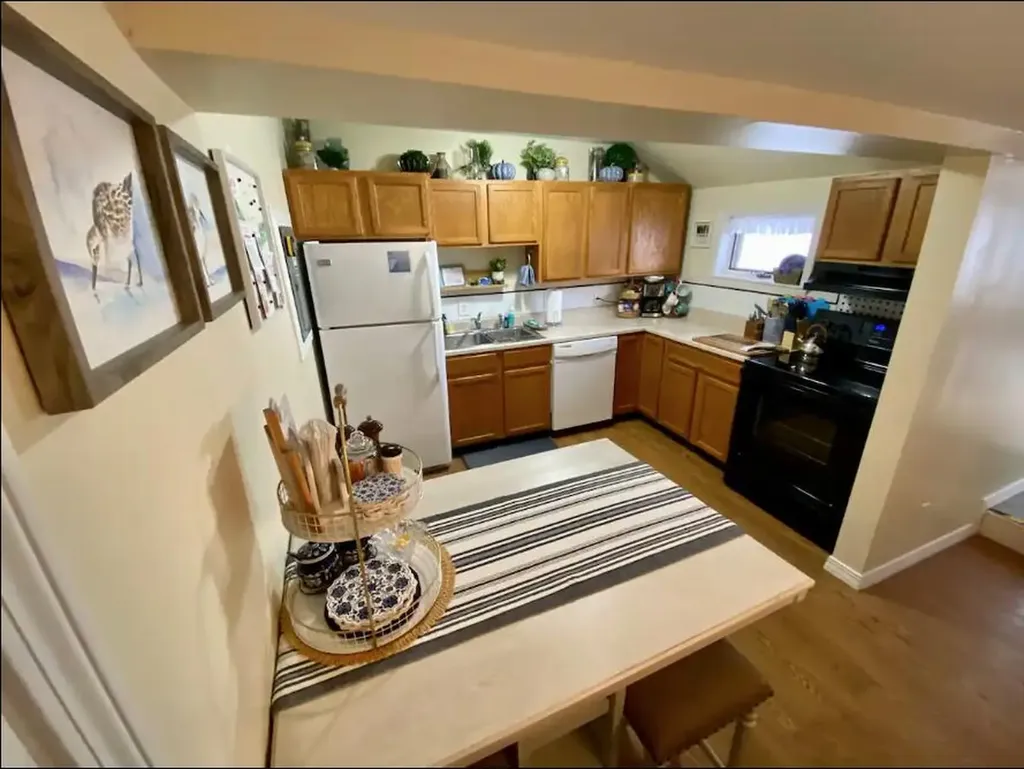 133-135 Broadway Bangor ME 04401