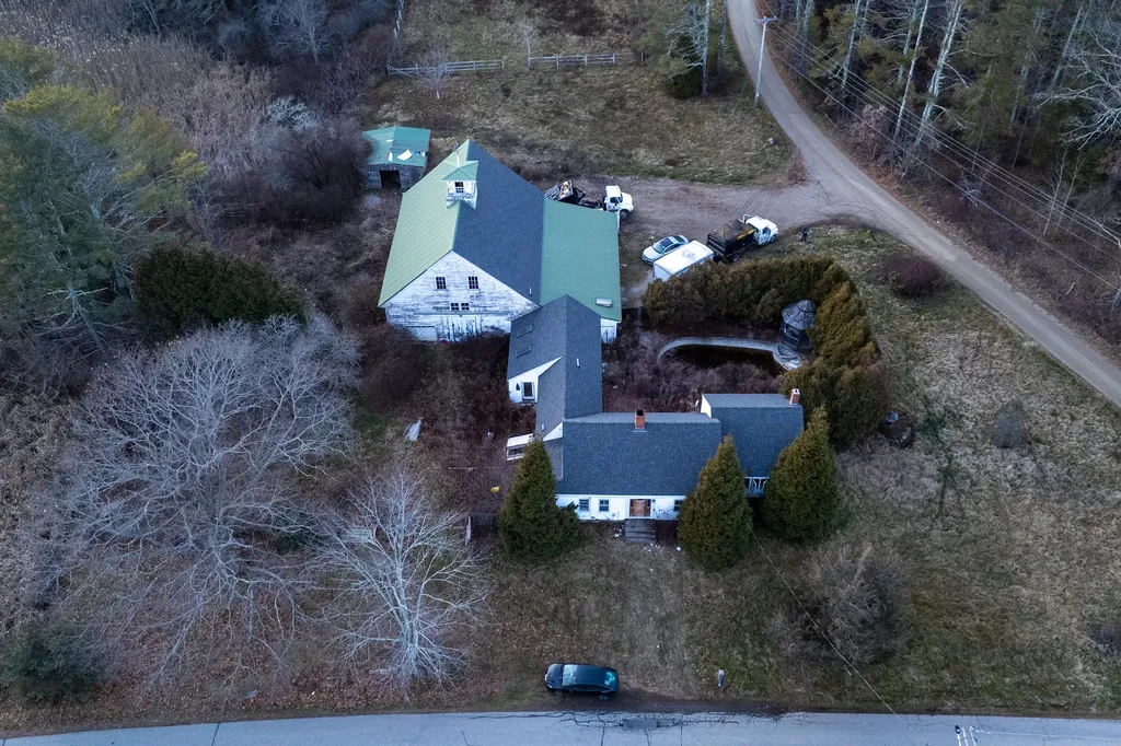 31 Birch Hill Road York ME 03909
