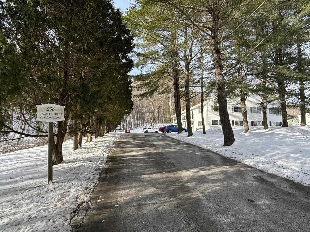 236 Sewall Street Augusta ME 04330
