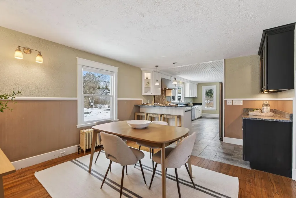 1157 Shore Road Cape Elizabeth ME 04107