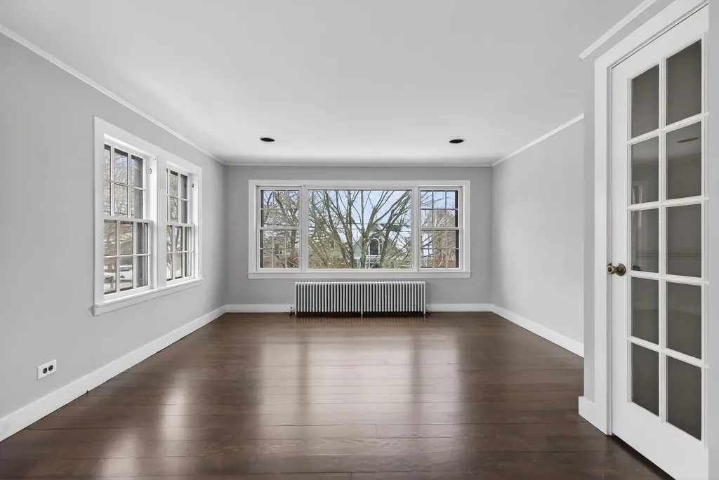 1157 Shore Road Cape Elizabeth ME 04107