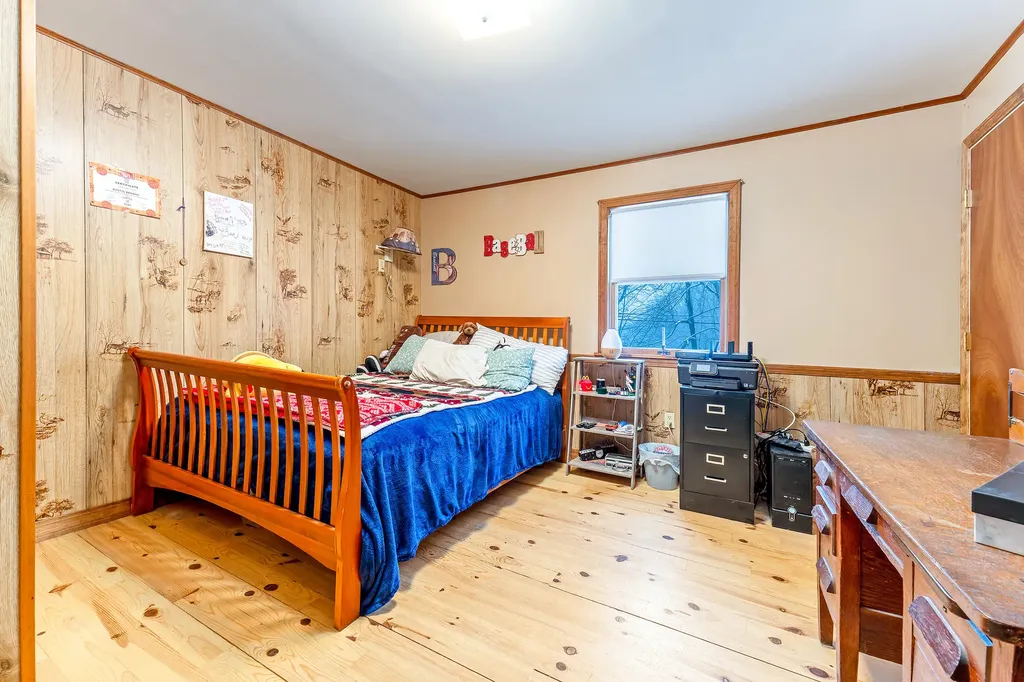 29 North Hill Road Buckfield ME 04220