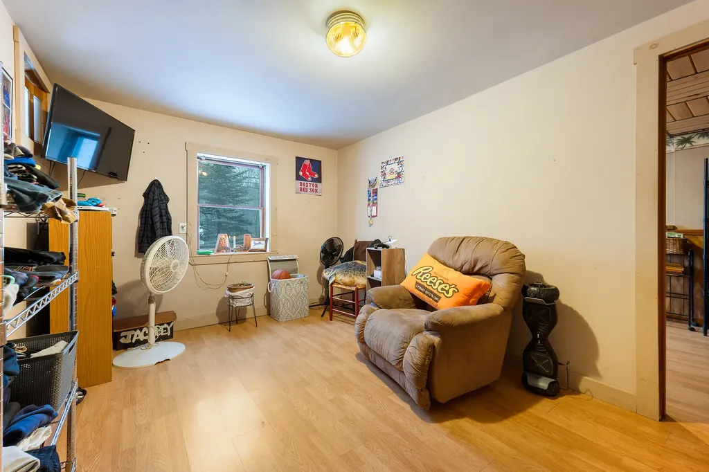29 North Hill Road Buckfield ME 04220