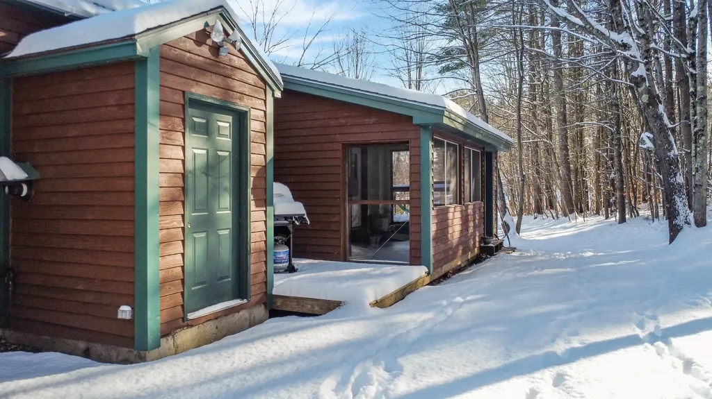 29 North Hill Road Buckfield ME 04220