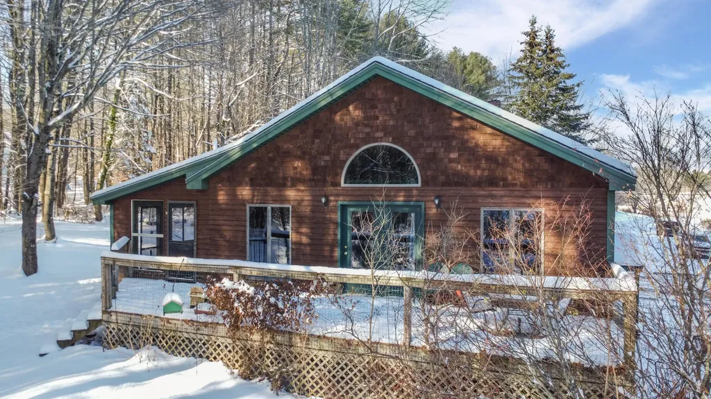 29 North Hill Road Buckfield ME 04220