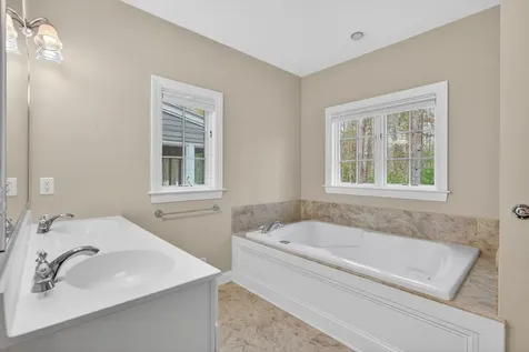 7 Saddle Way Kennebunkport ME 04046