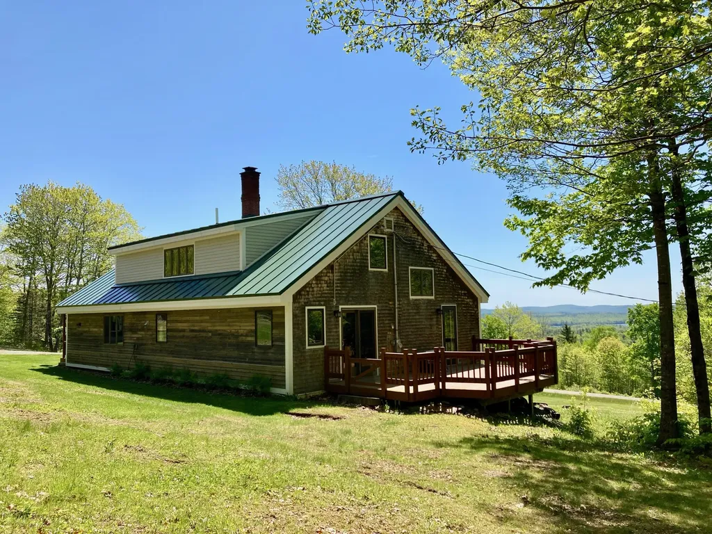 124 Gray Road Sangerville ME 04479