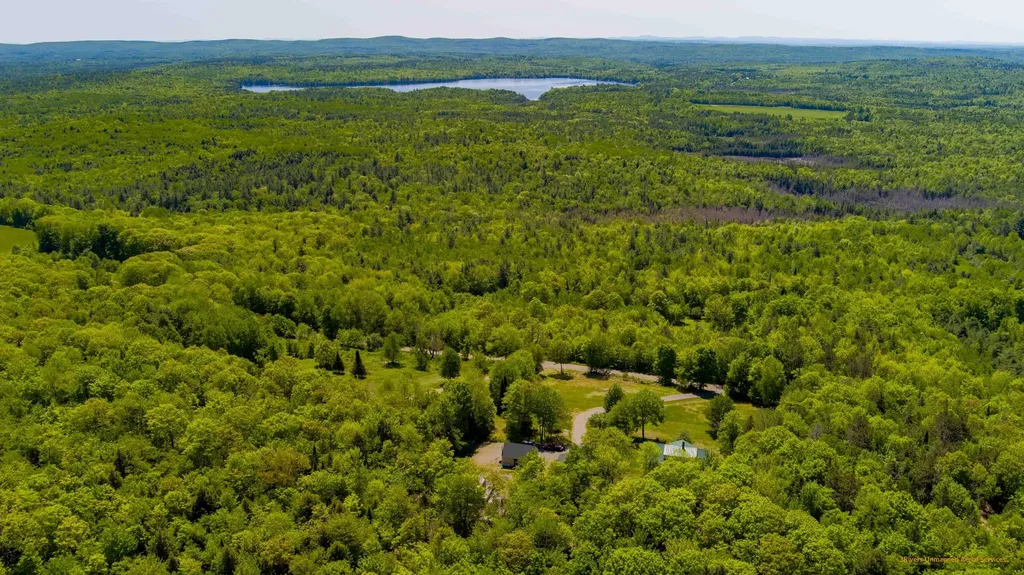 124 Gray Road Sangerville ME 04479