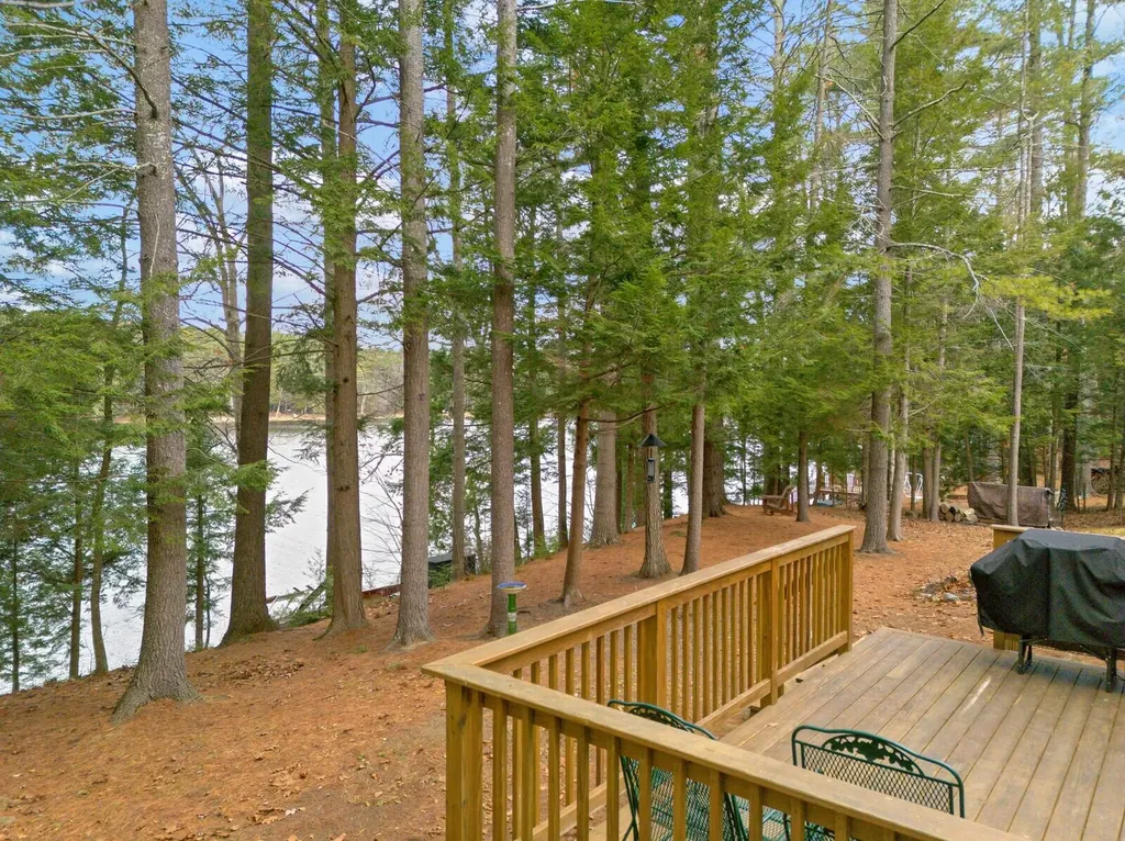 183 Loon Cove Lane Winthrop ME 04364