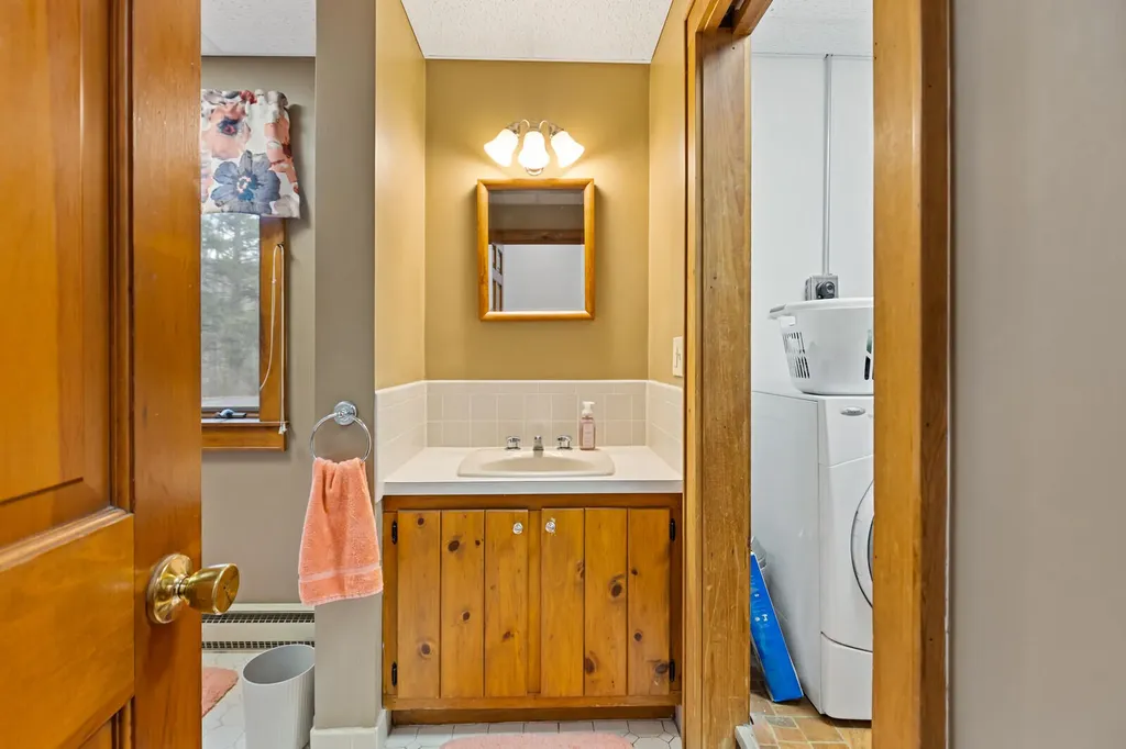 183 Loon Cove Lane Winthrop ME 04364