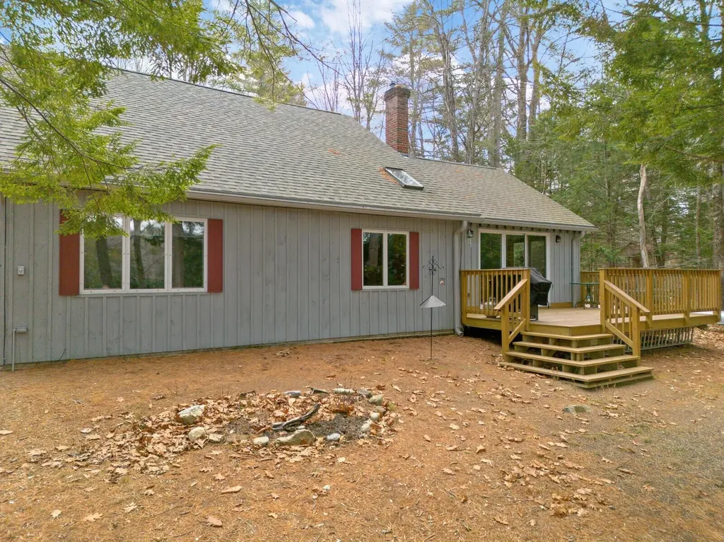 183 Loon Cove Lane Winthrop ME 04364