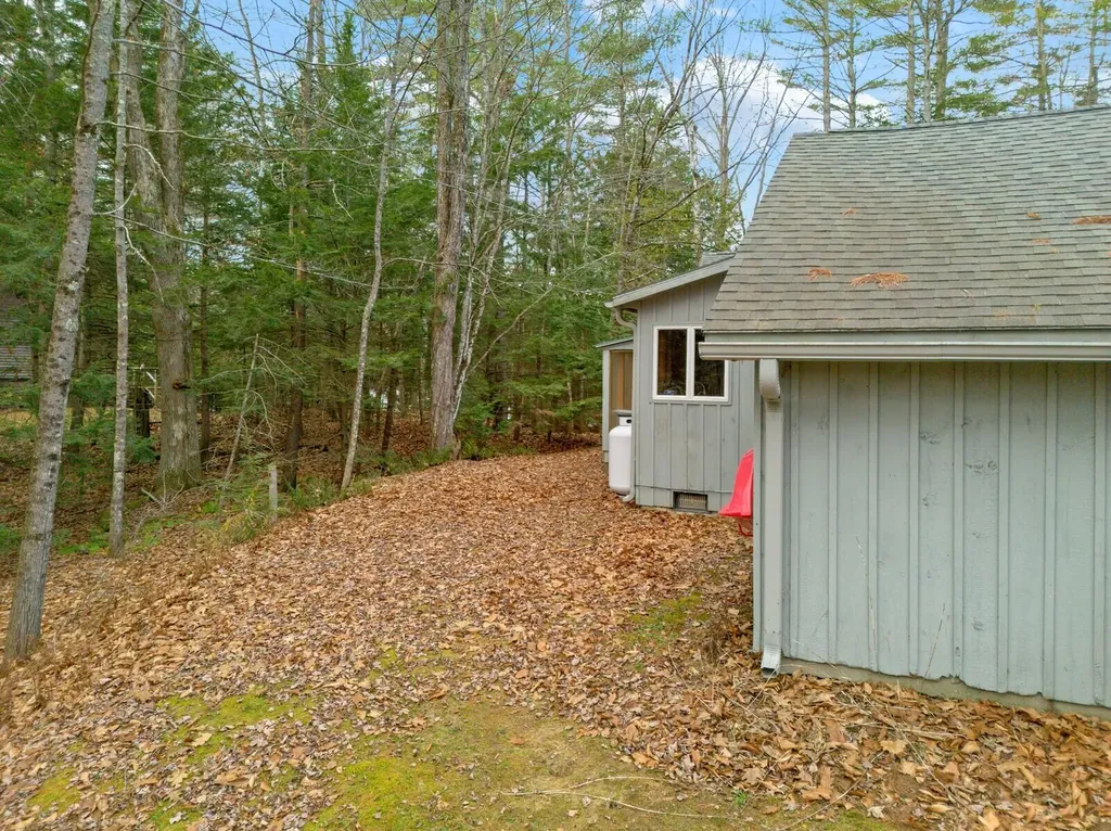 183 Loon Cove Lane Winthrop ME 04364