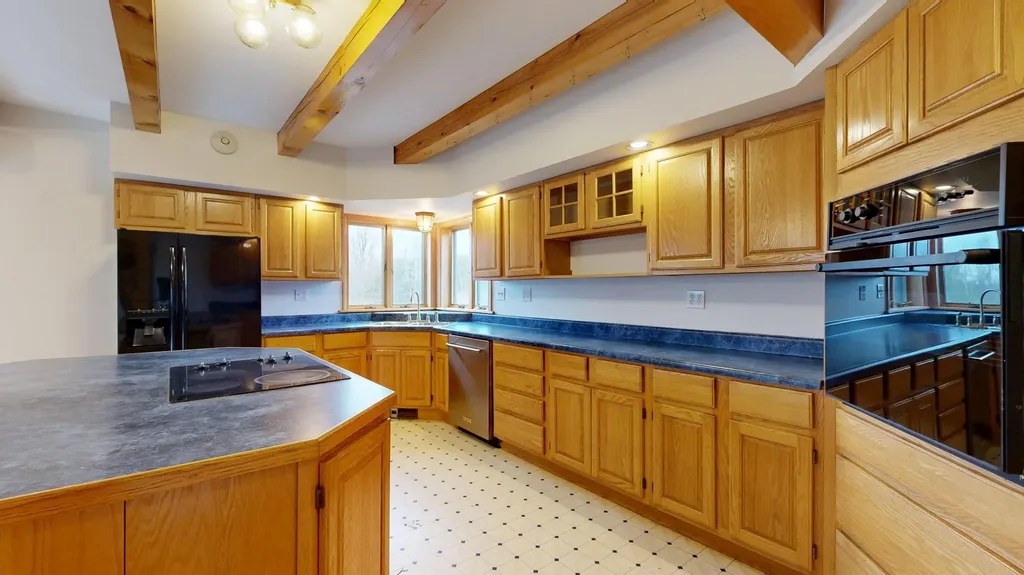 466 Middle Road Sabattus ME 04280
