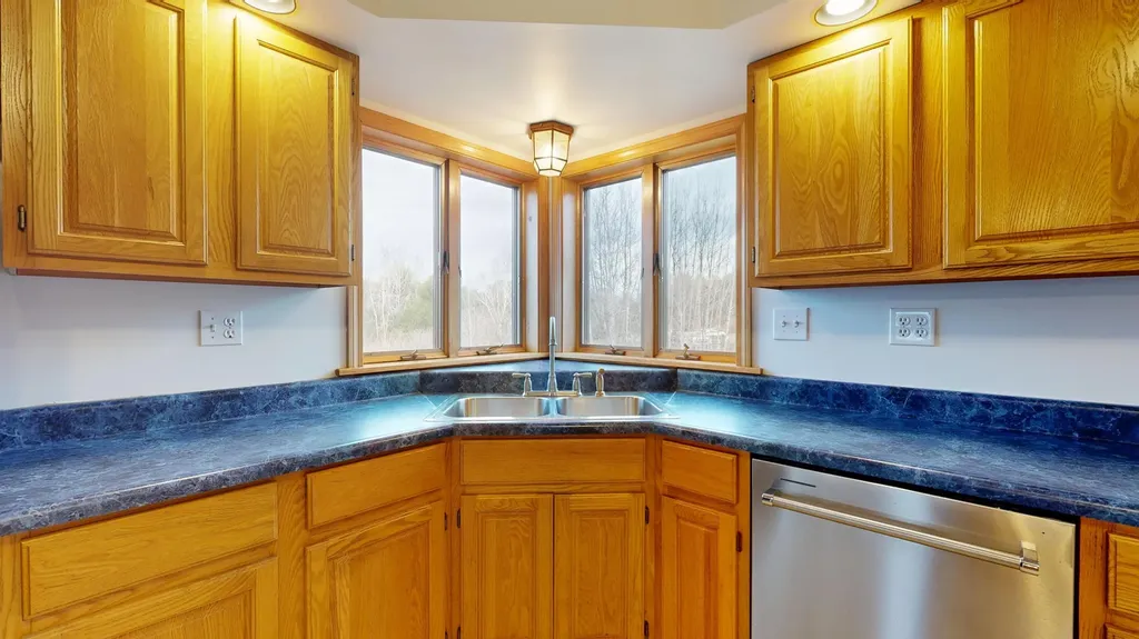 466 Middle Road Sabattus ME 04280