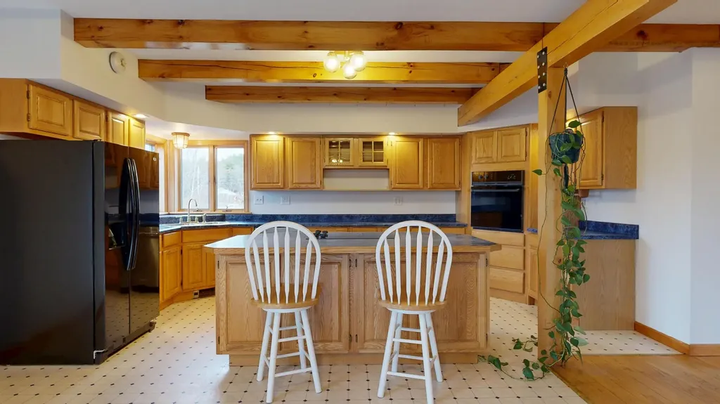 466 Middle Road Sabattus ME 04280