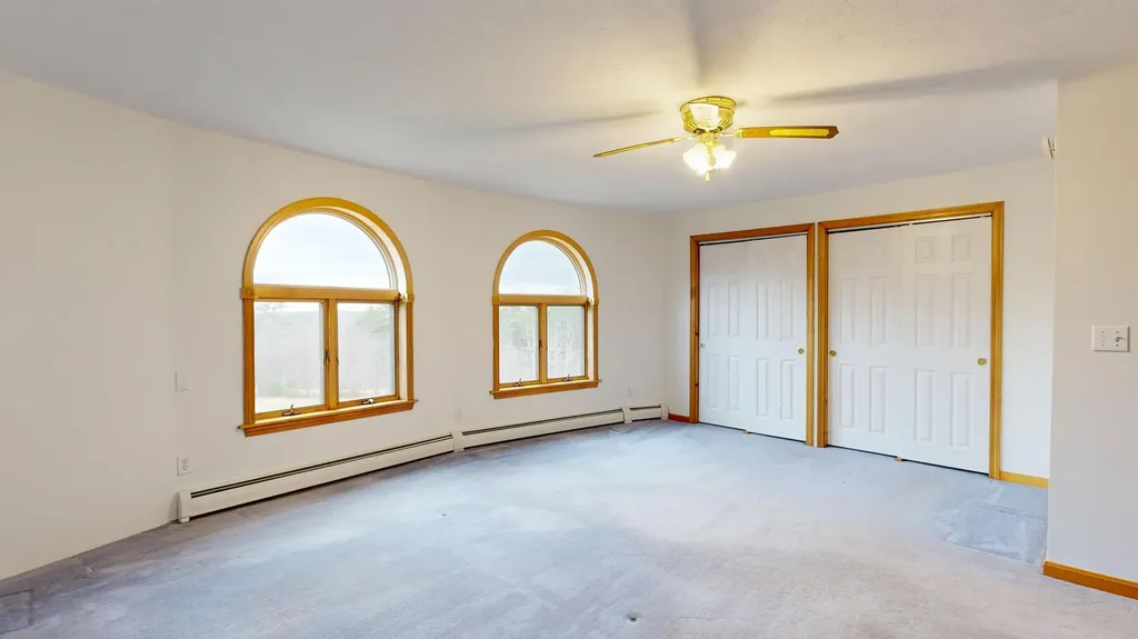466 Middle Road Sabattus ME 04280