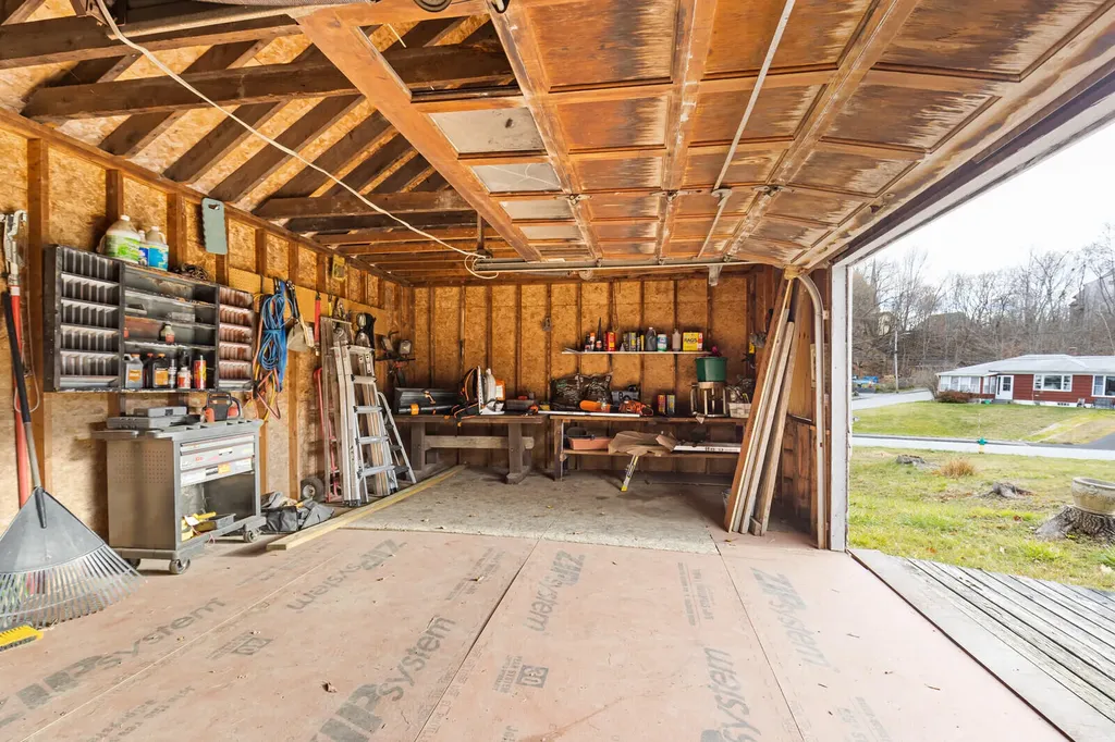 13 Chase Avenue Augusta ME 04330