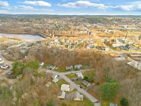 13 Chase Avenue Augusta ME 04330