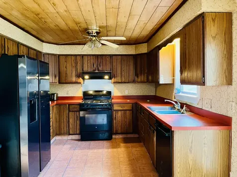 516 Greenwood Road Norway ME 04268