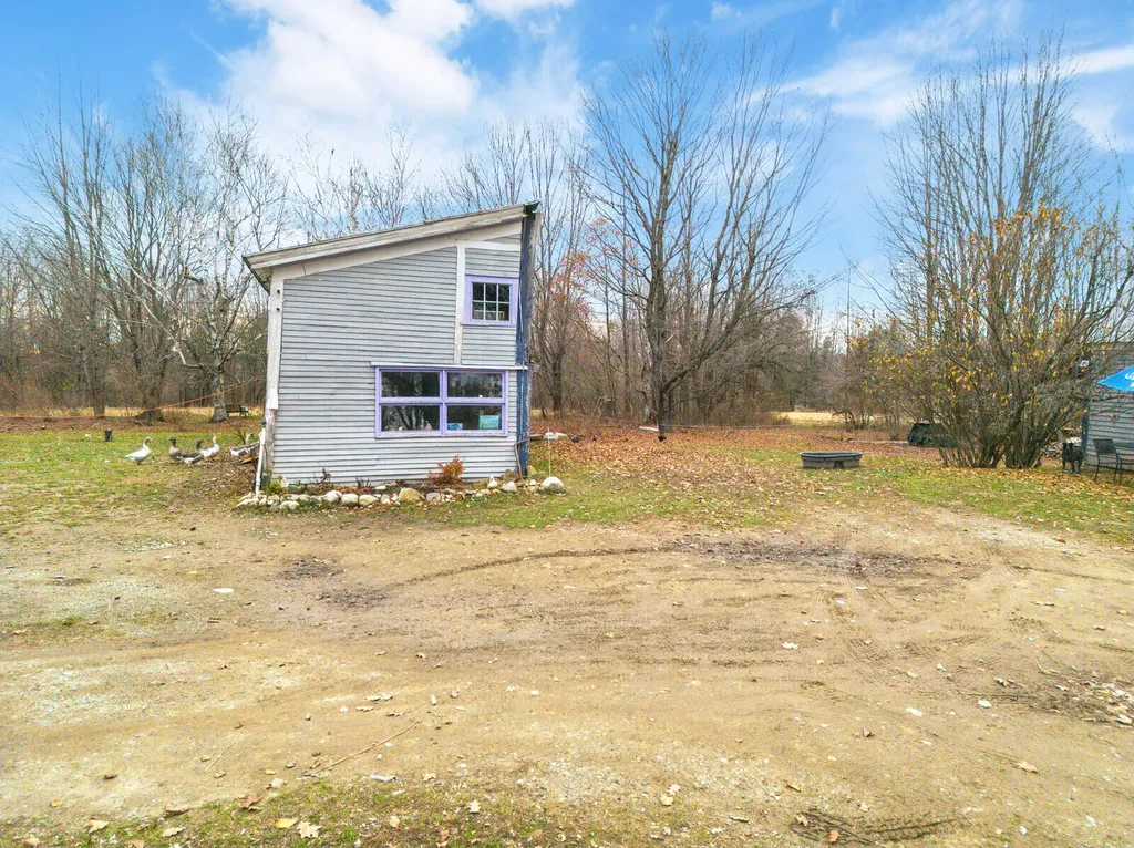 60 Route 41 Winthrop ME 04364
