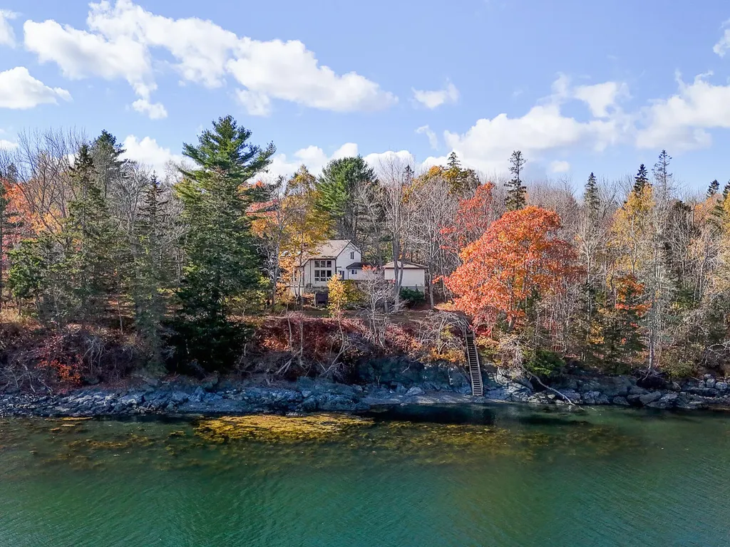 71 Bay View Drive Bar Harbor ME 04609