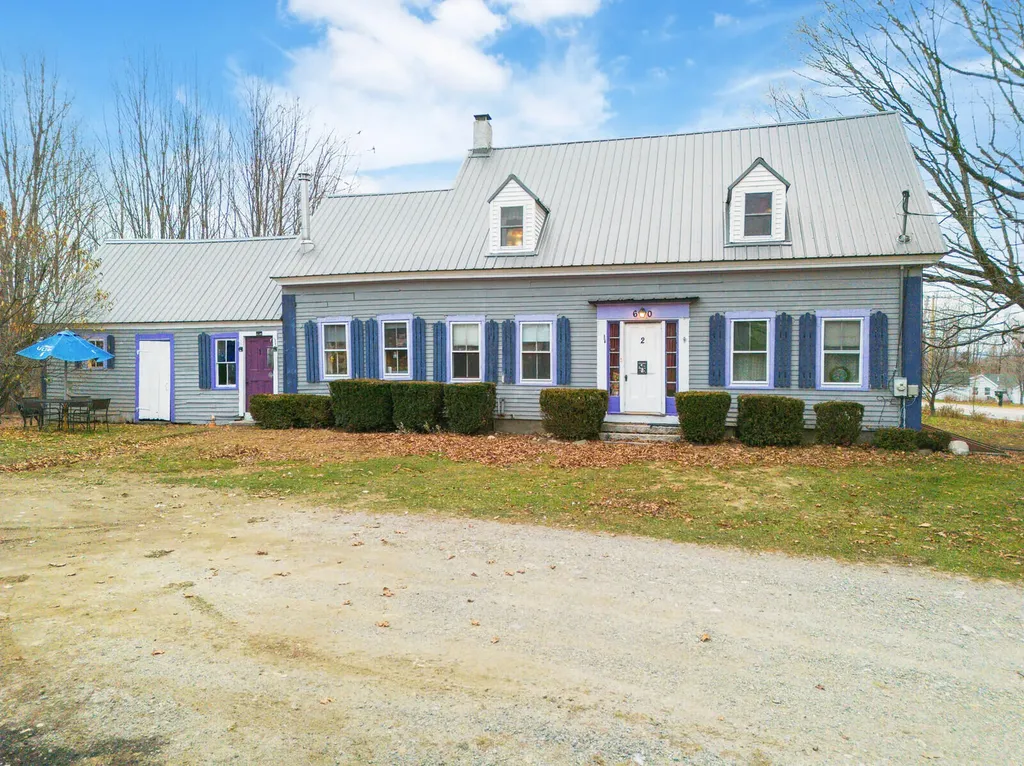 60 Route 41 Winthrop ME 04364