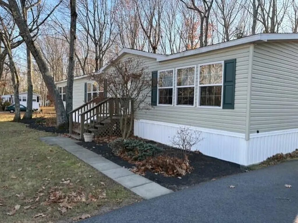 31 Sunset Lane Alfred ME 04002