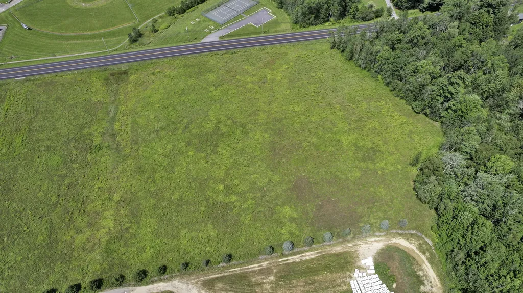 Pond View Subdivision Us-202 Unity ME 04988