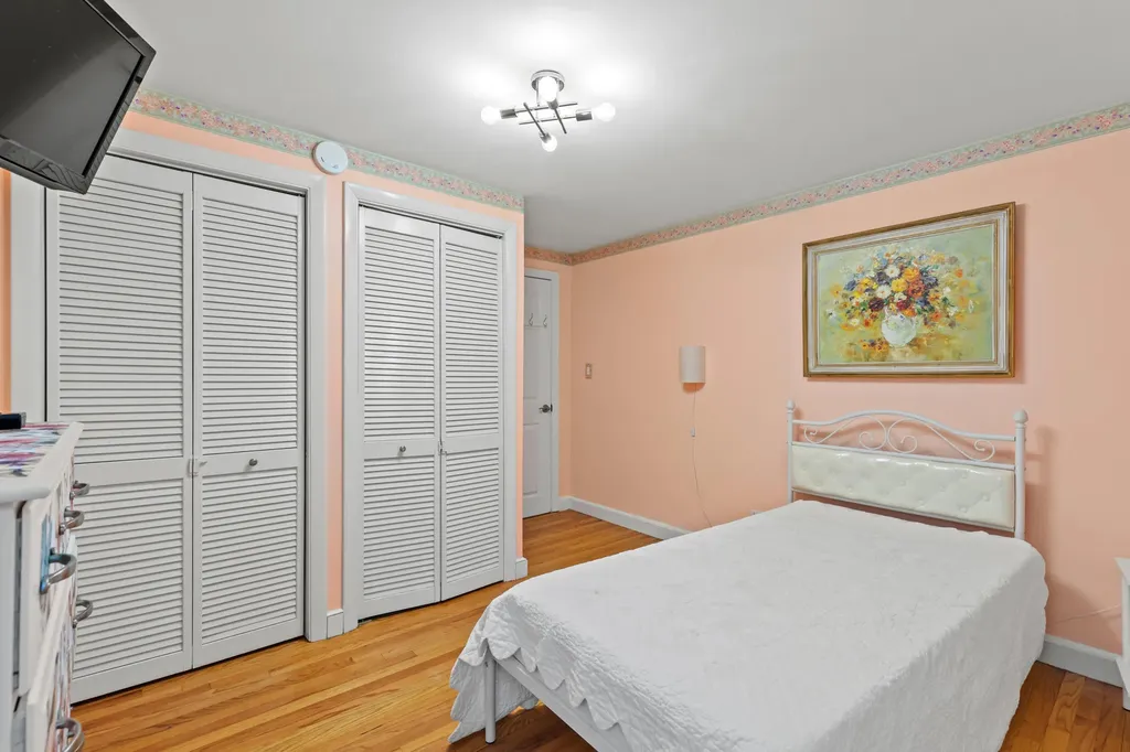 6 Gilman Road Standish ME 04084