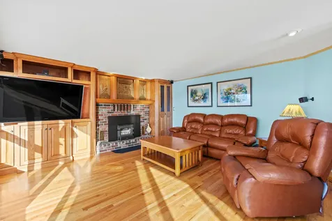 6 Gilman Road Standish ME 04084